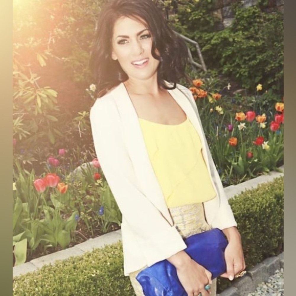 Aritzia Chevalier Mellow Yellow NEW